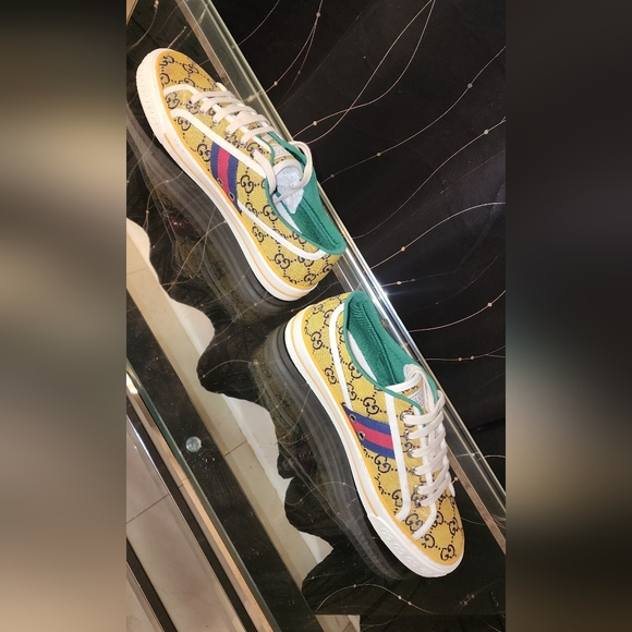 Gucci Yellow and Green Logo Sneakers - Picture 3 of 10